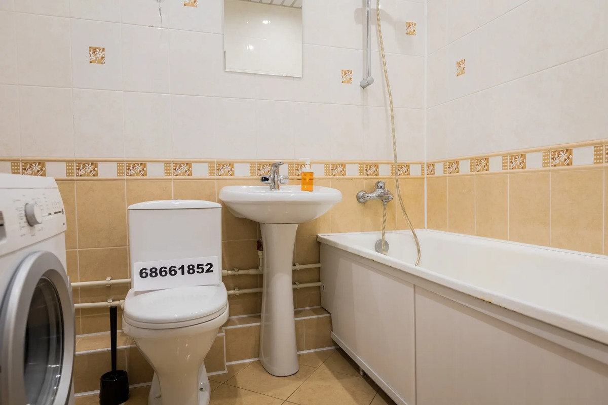 Апартаменты на Родионова 165к12