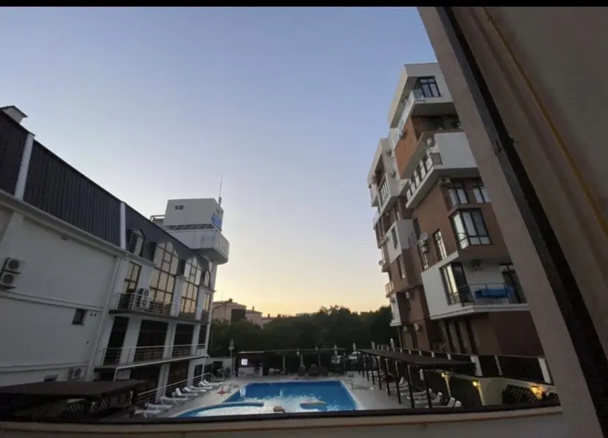 Апартаменты Элитная трехкомнатная квартира