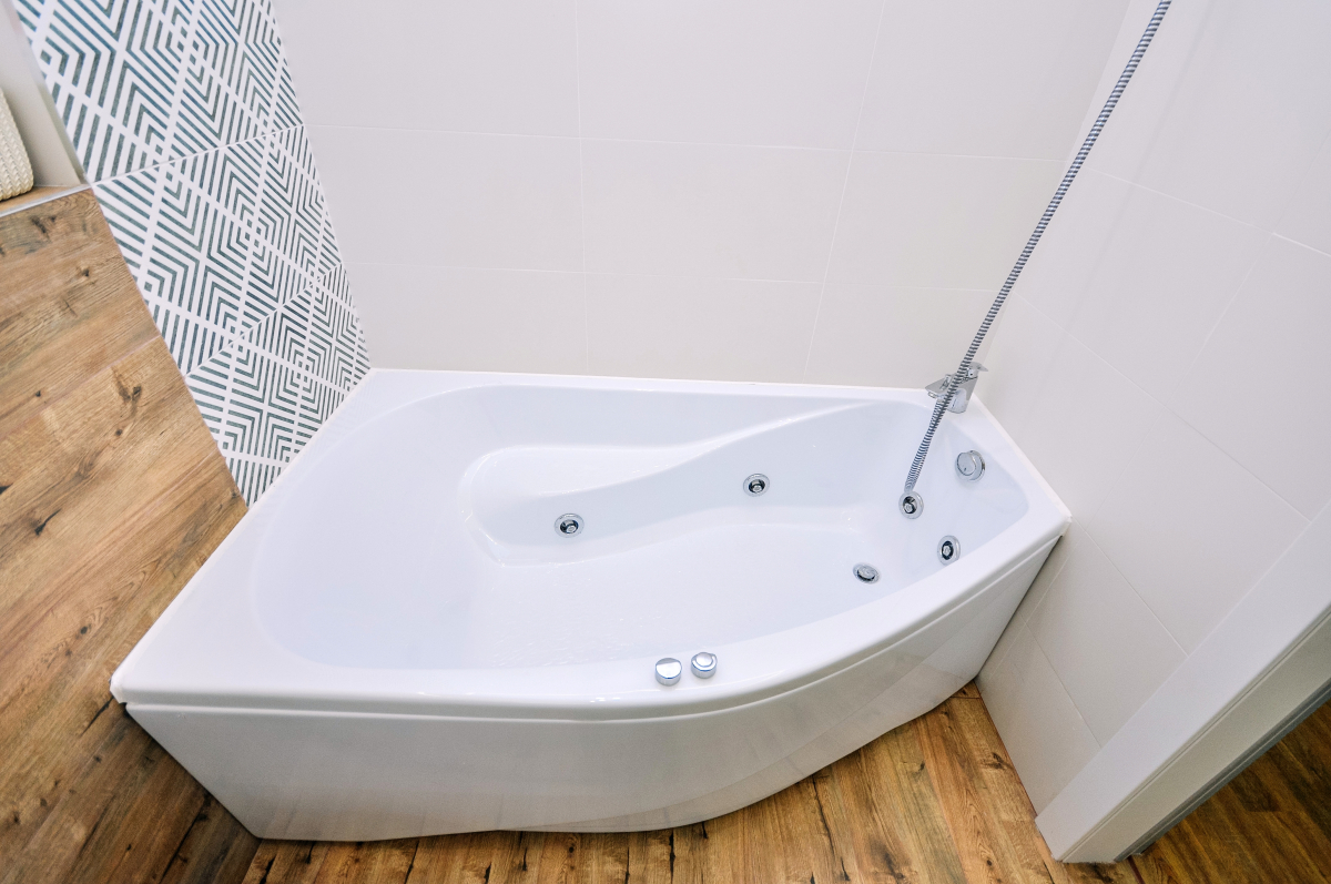 Апартаменты с джакузи у метро на набережной