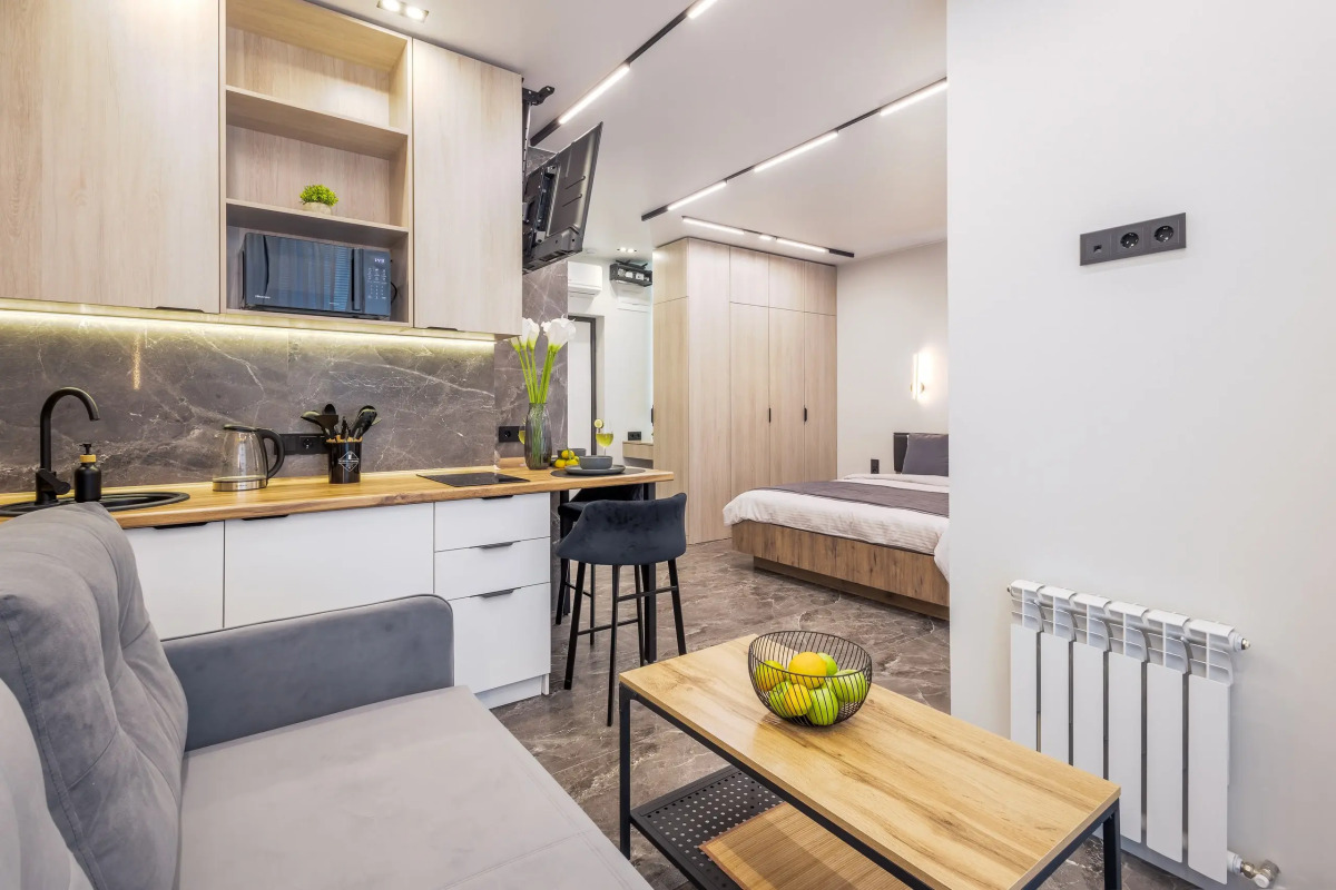 Квартира с бассейном на территории МореСолнцеАпарт