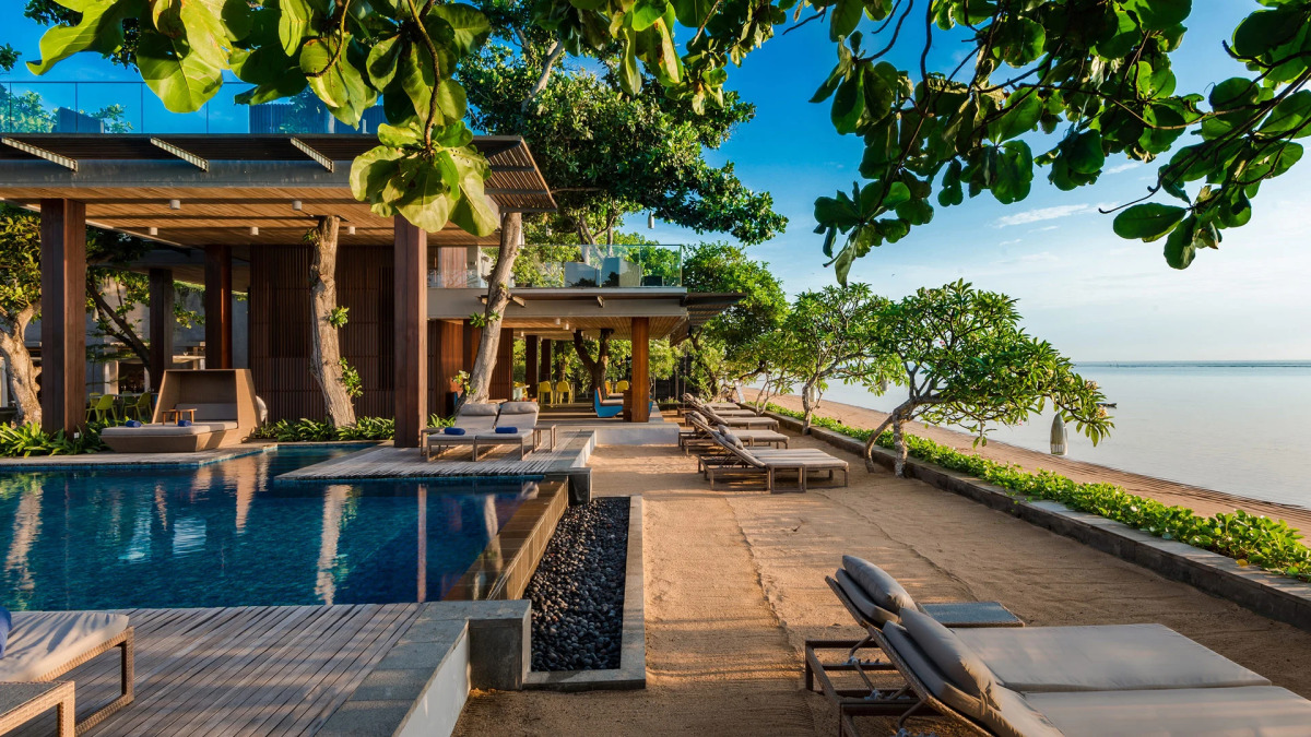 Отель Maya Sanur Resort & Spa