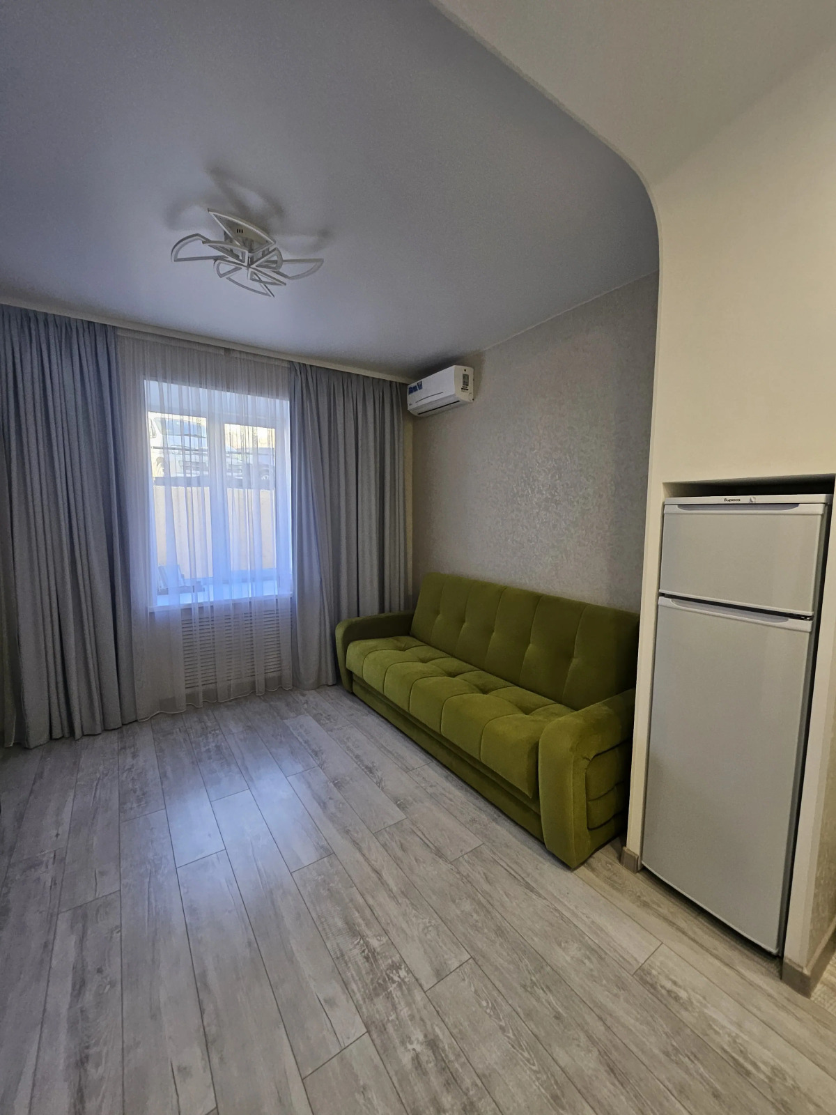 Апартаменты на Уткинской