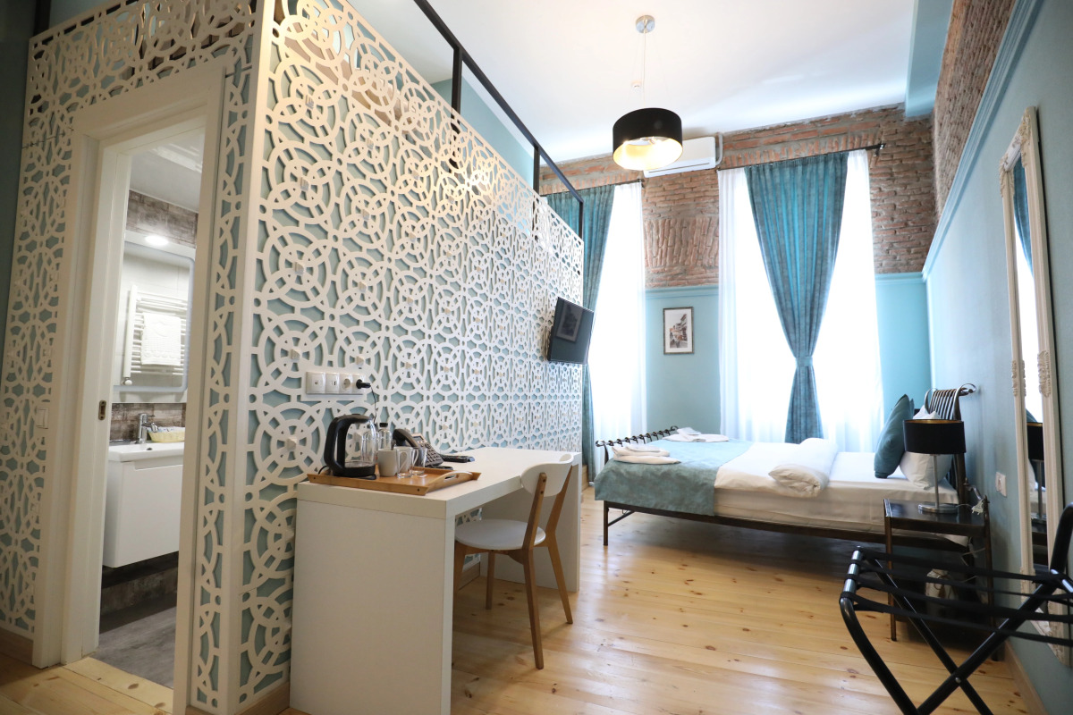 Отель История Тбилиси