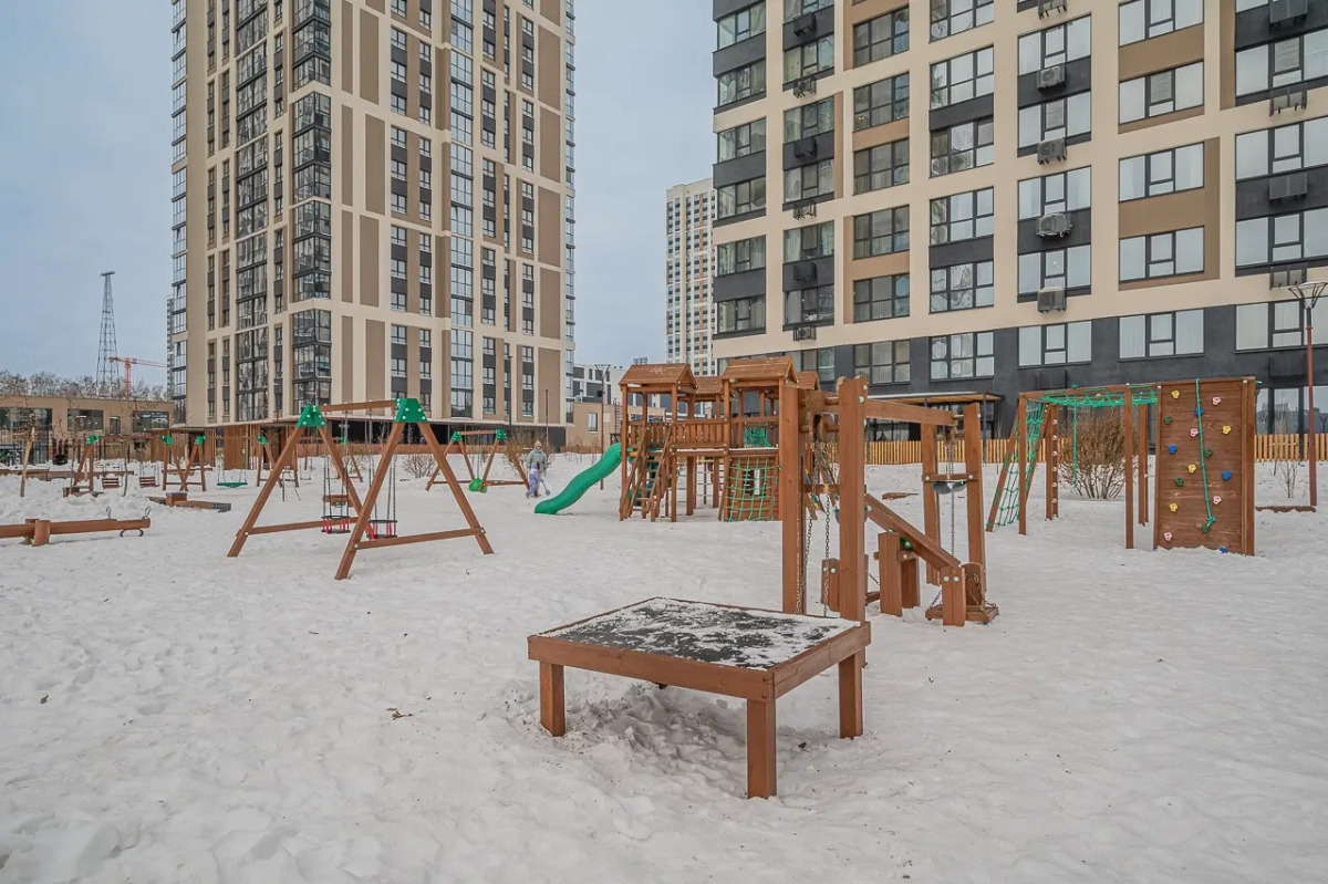 Апартаменты 33 Космонавтов 108Е