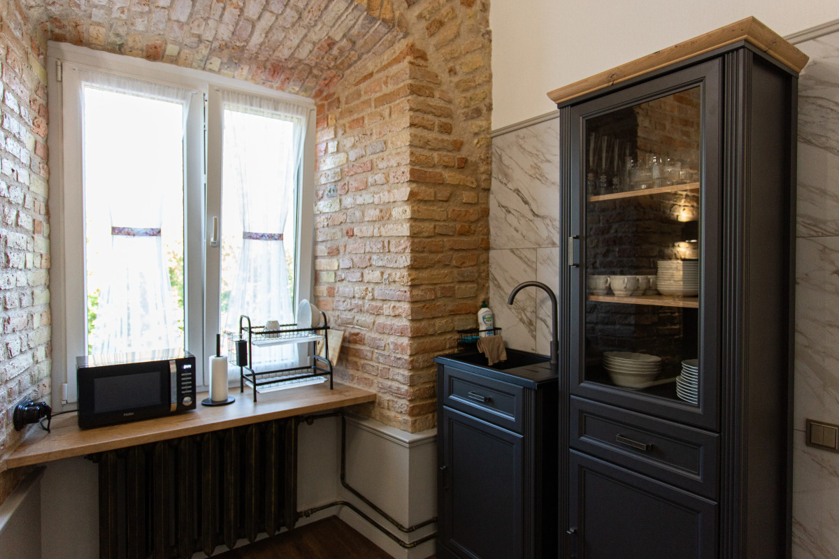 Мебелированные комнаты с Собственными Санузлами на Центральной Пешеходной Улице