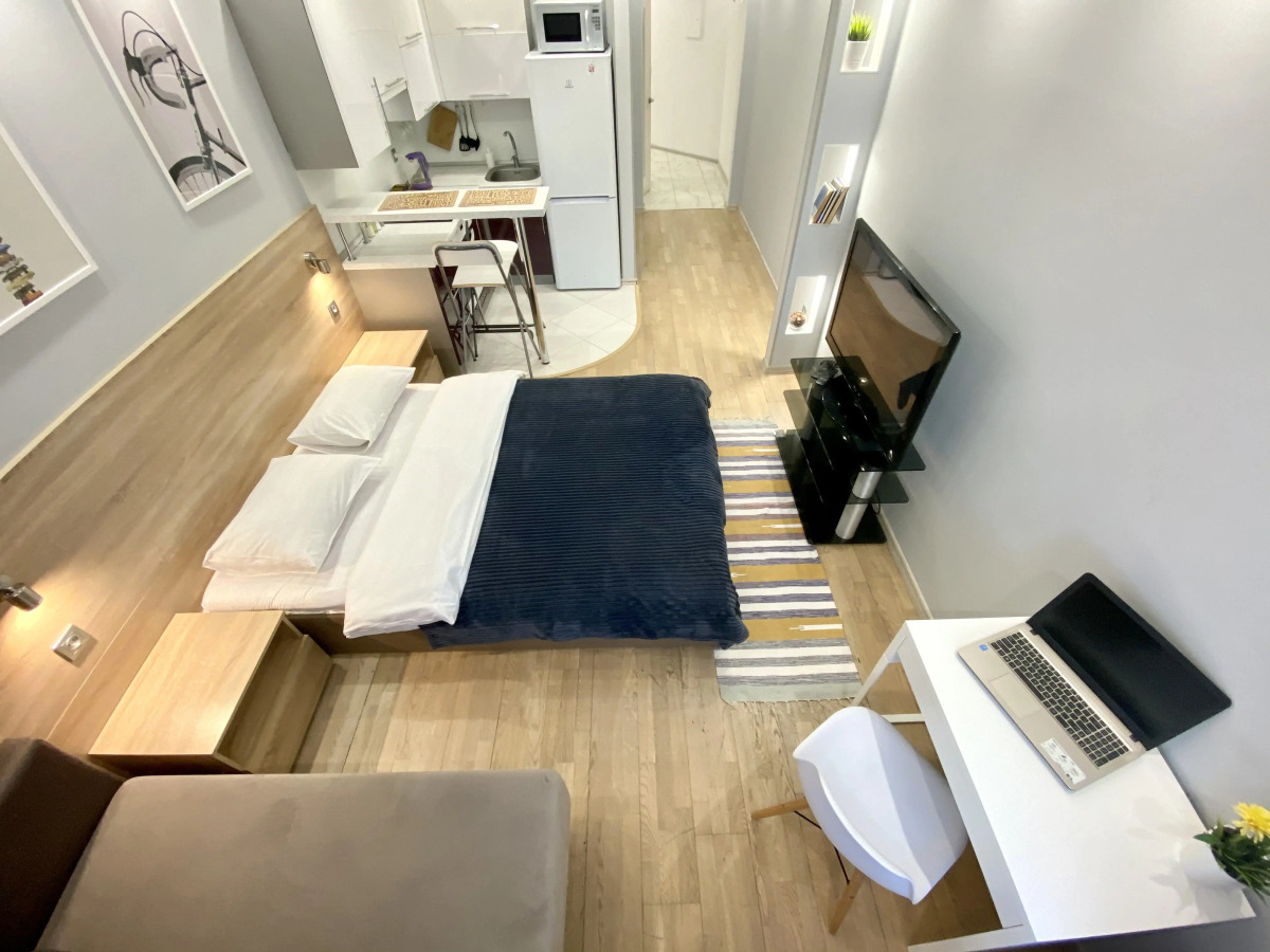 Апартаменты комфорт в жилом комплексе "Адмирал"