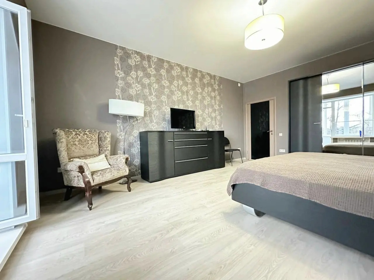 Квартира Трехкомнатная в центре на Орджоникидзе рядом с Набережной