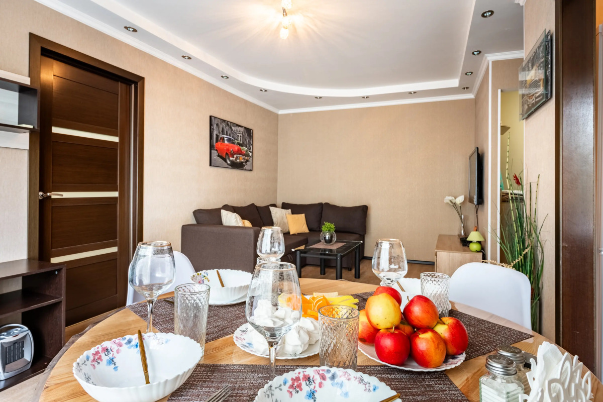 Квартира Просторная двухкомнатная Natali у парка Зюзино