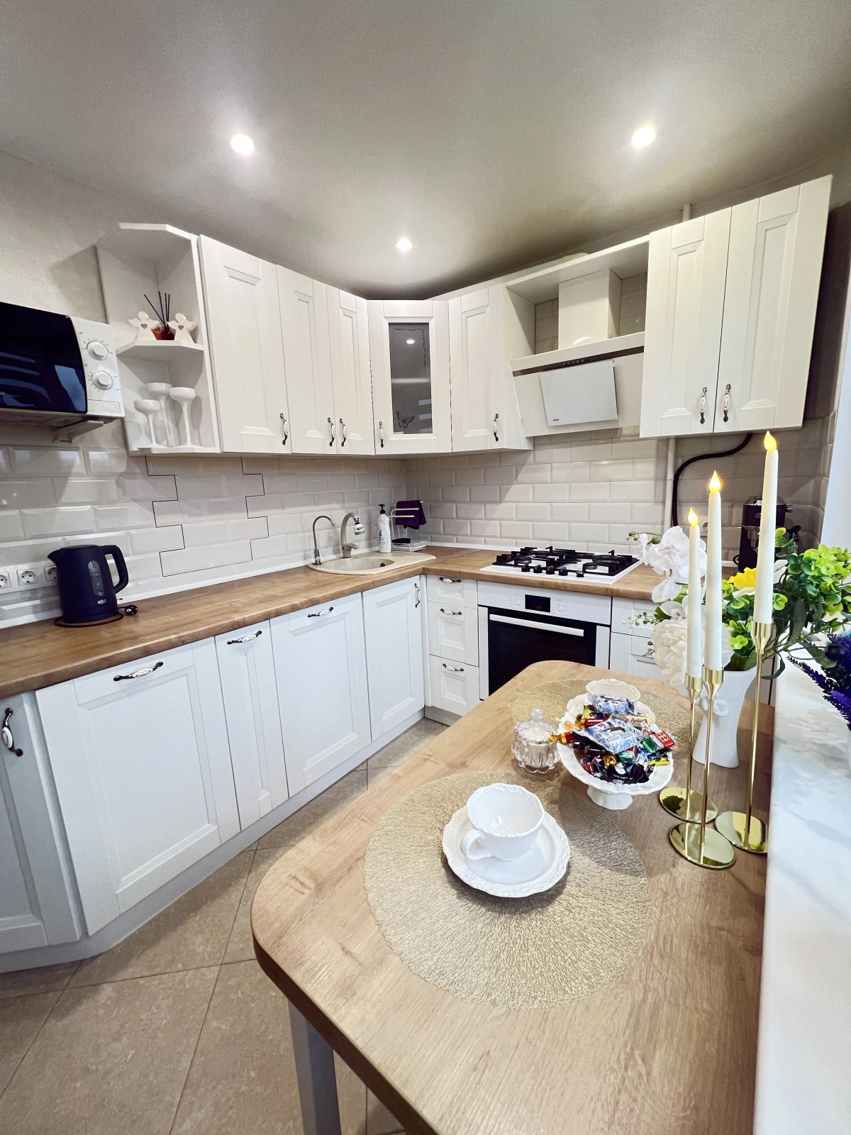 Квартира Большая 4-х комнатная квартира недалеко от центра