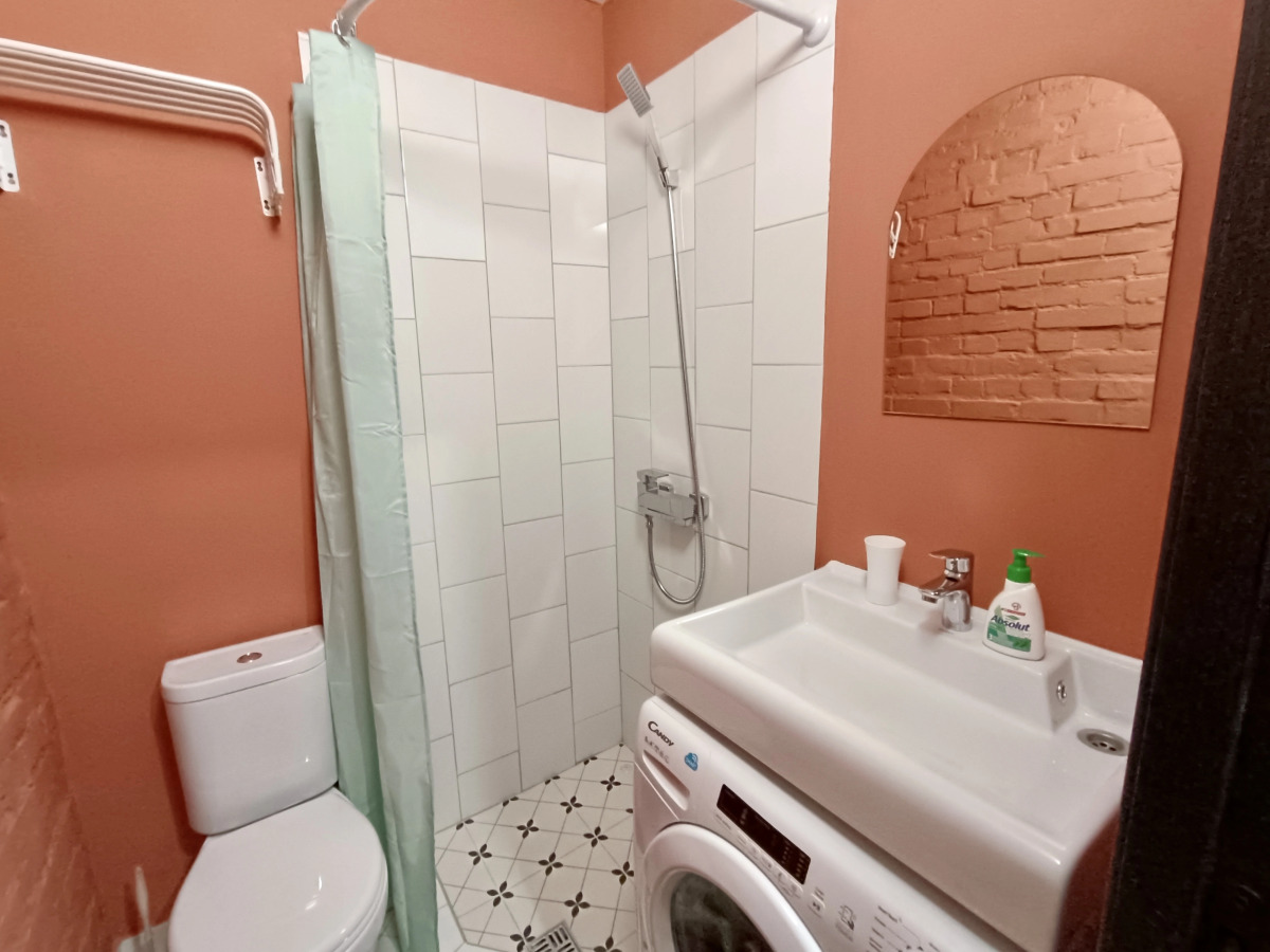 Квартира Комсомольский проспект 8-3