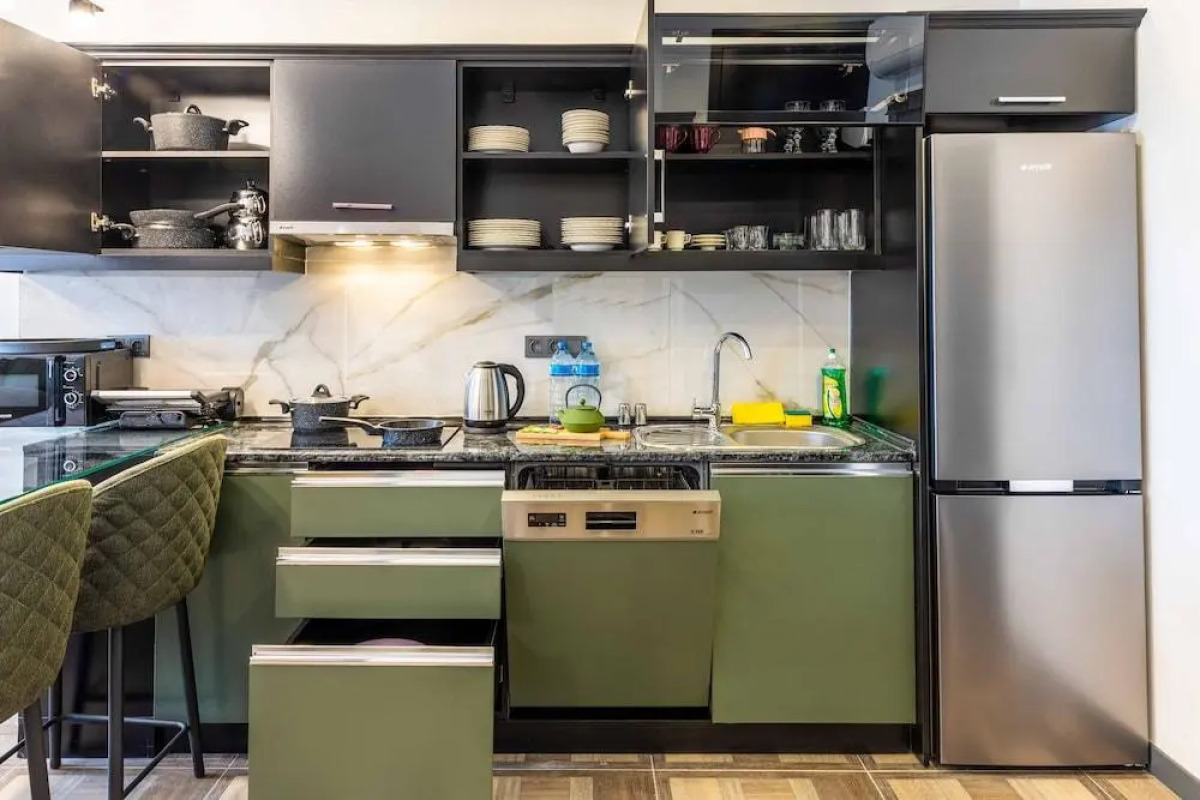 Отель BayMari Suites City Life