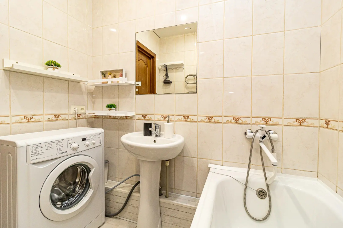 Квартира Двухкомнатная недалеко от парка Галицкого