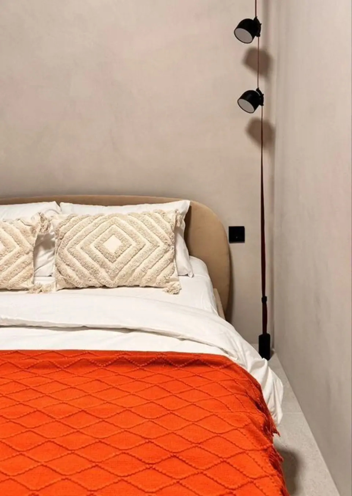 Квартира Дизaйнерcкая двухуровневая в Сириусе