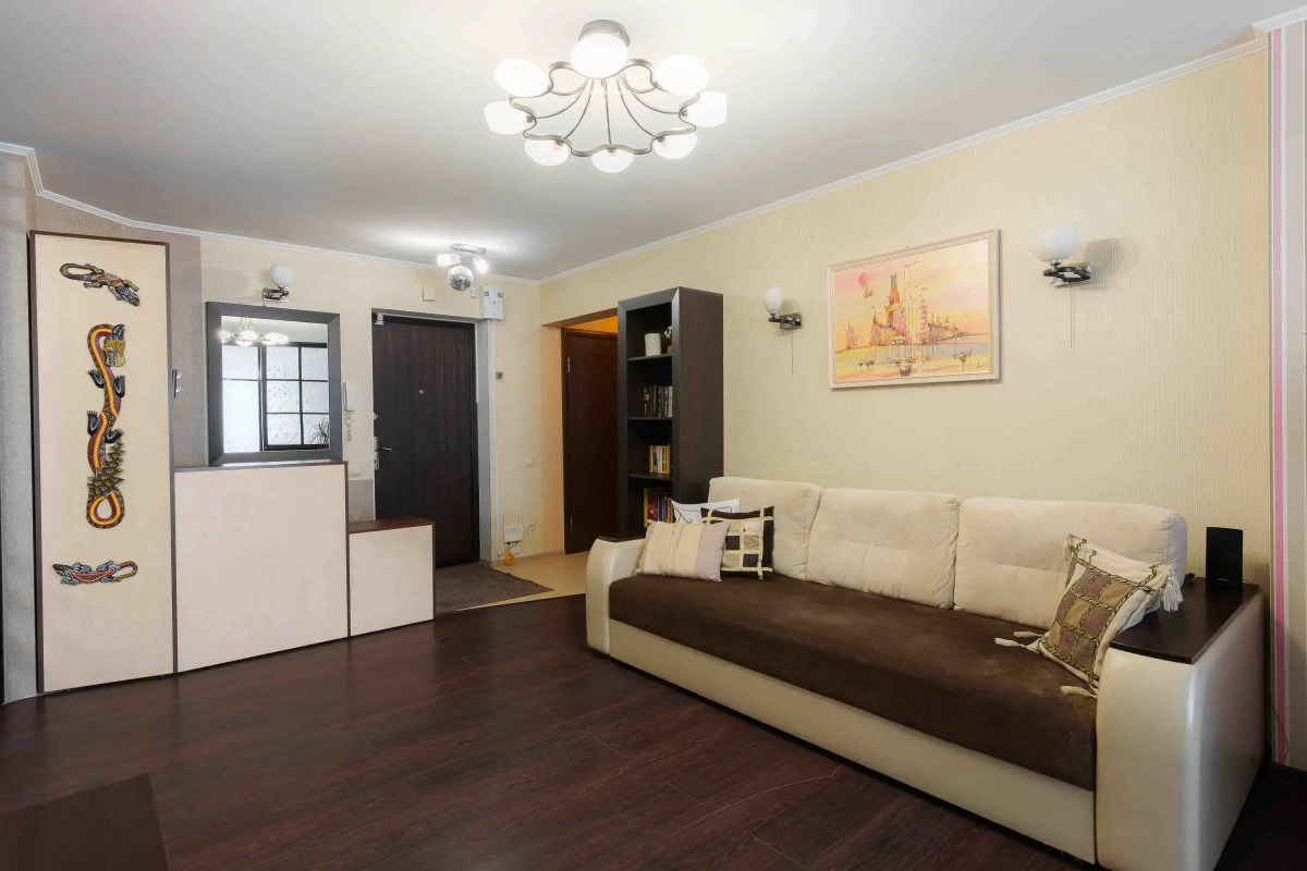 Квартира на Бурдейного 20 метро Каменная Горка