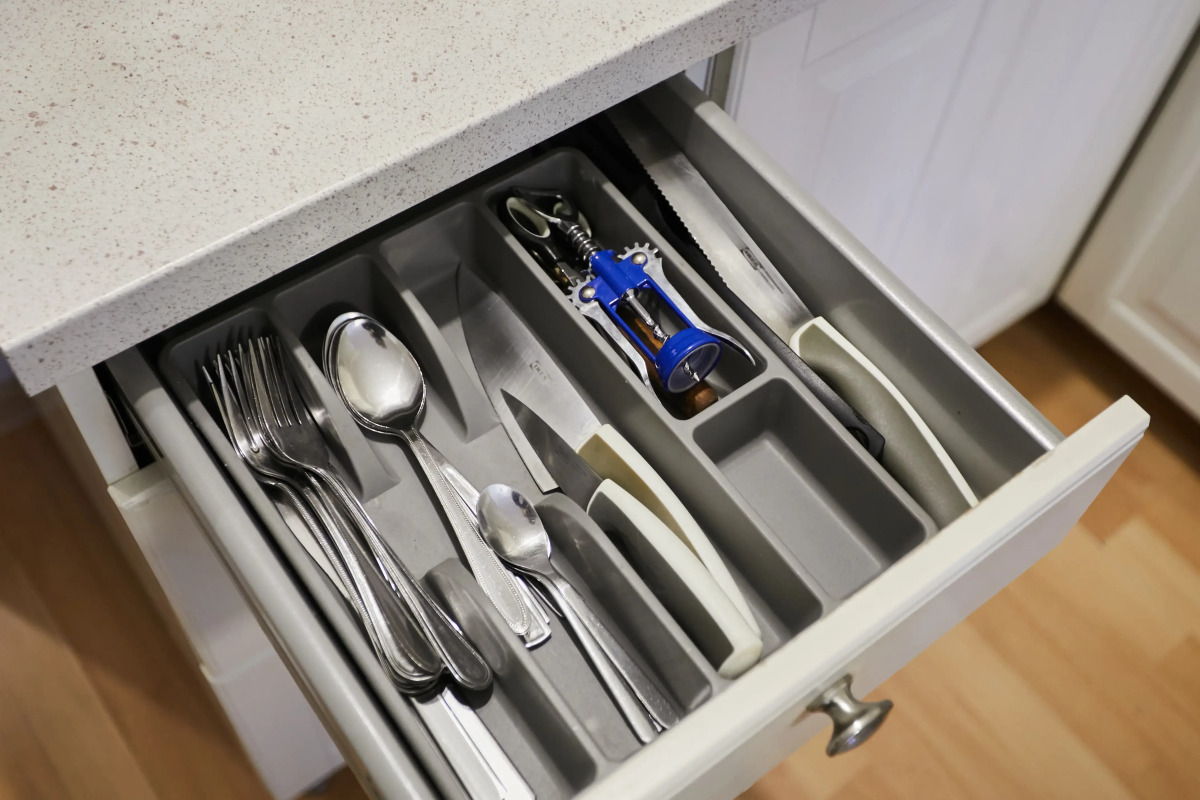 Апартаменты 1896. Удобная студия у метро Электросила