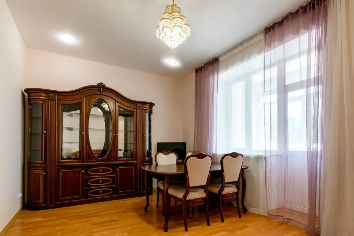 Квартира Двухкомнатная Садовая