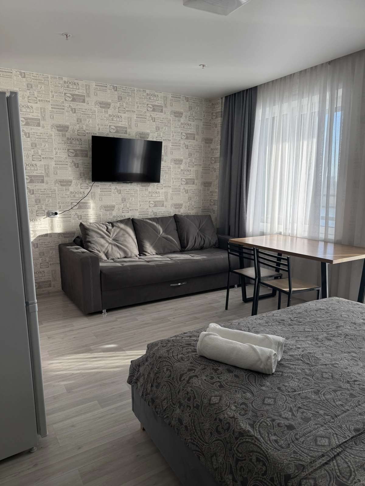 Апартаменты Hugge Place Студия с видом на ОБЬ
