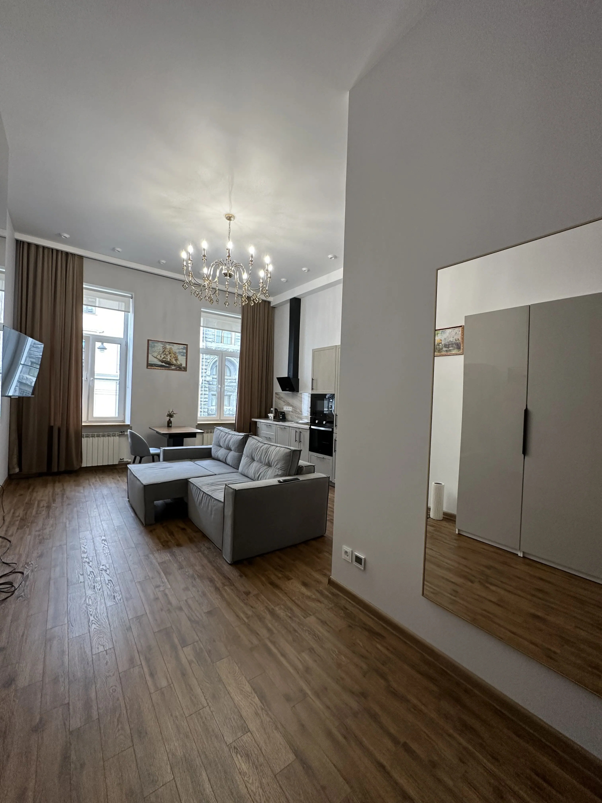 Апартаменты Малая Морская 6