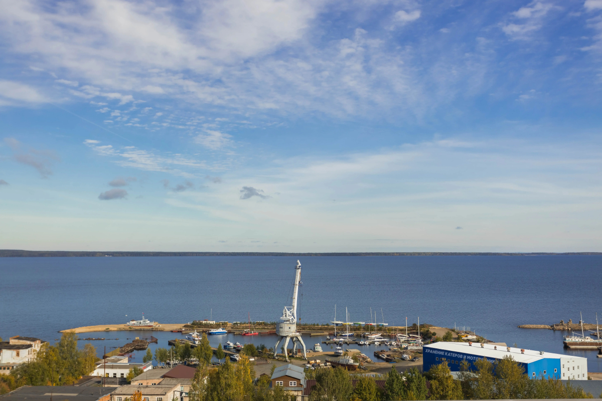 Квартира с видом на озеро