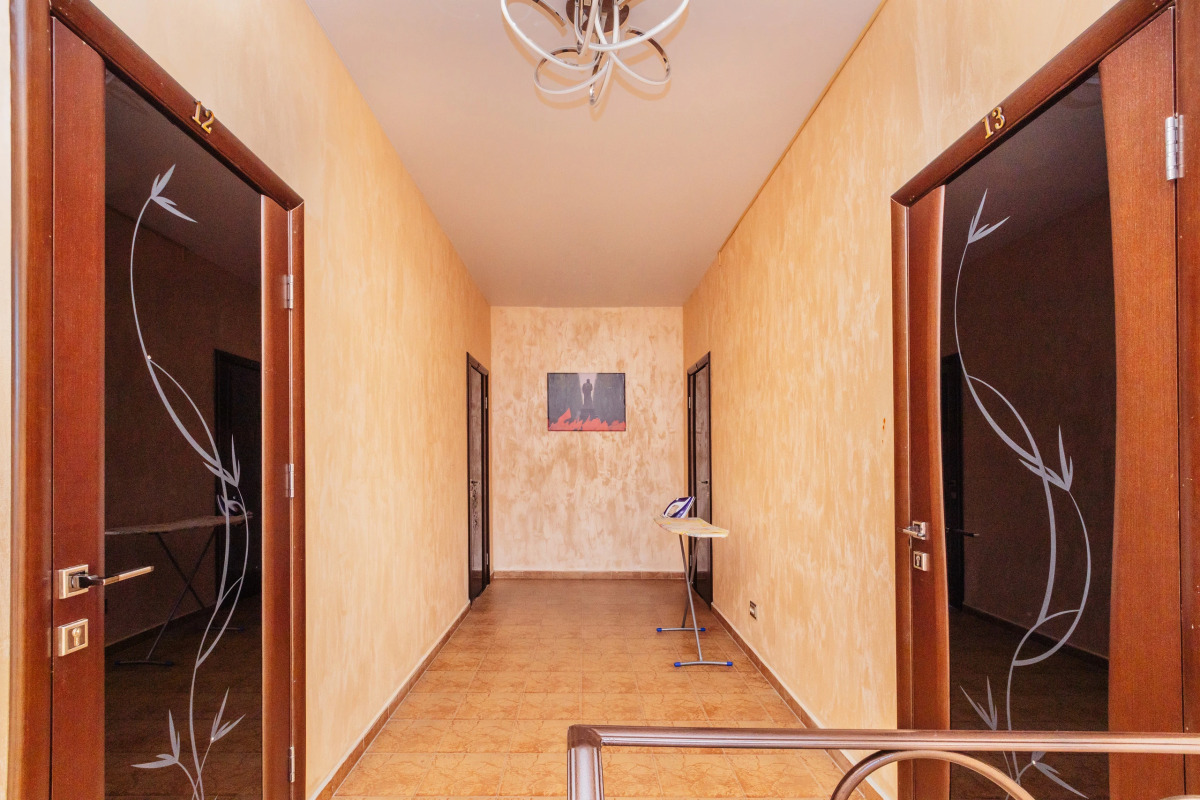 Aprelskie Tezisy Guest House