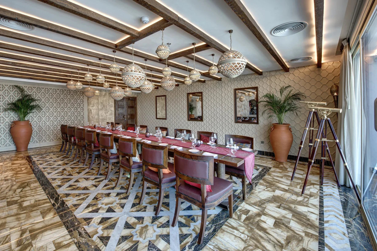 Отель Dukes The Palm Dubai