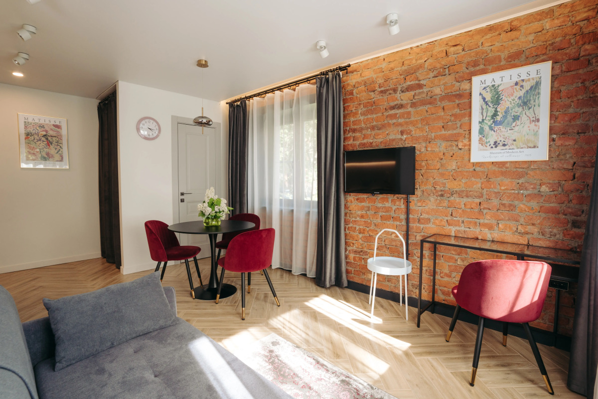 Апартаменты Live in Karelia на Андропова 9