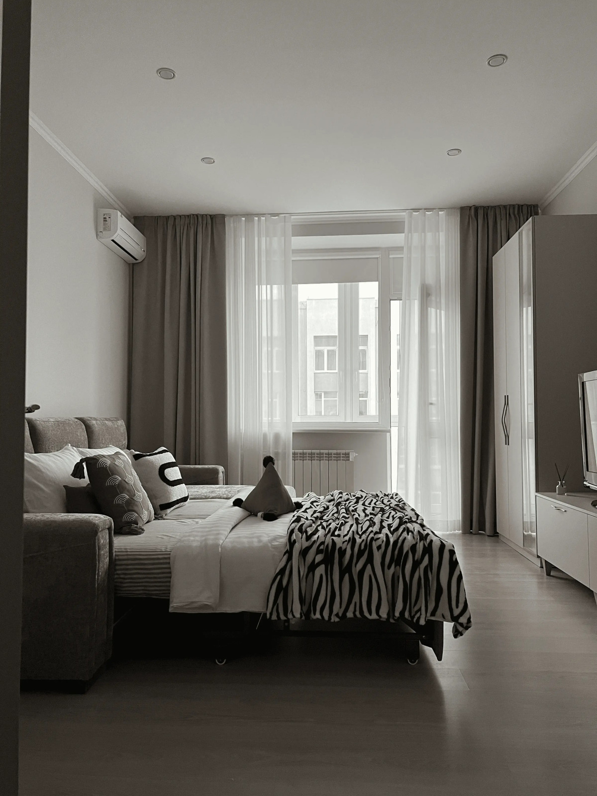 Квартира 1 Комнатная на Молодогвардейской 218