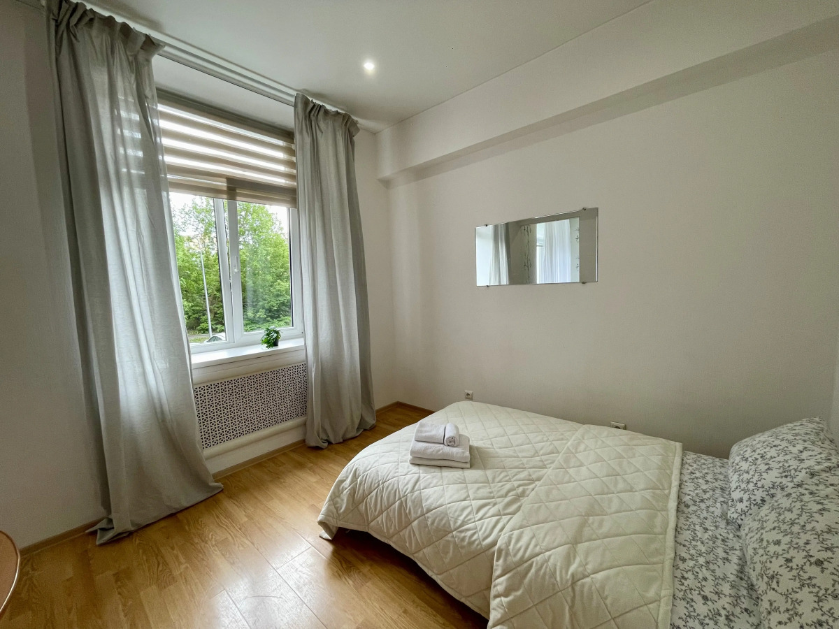 Квартира напротив набережной