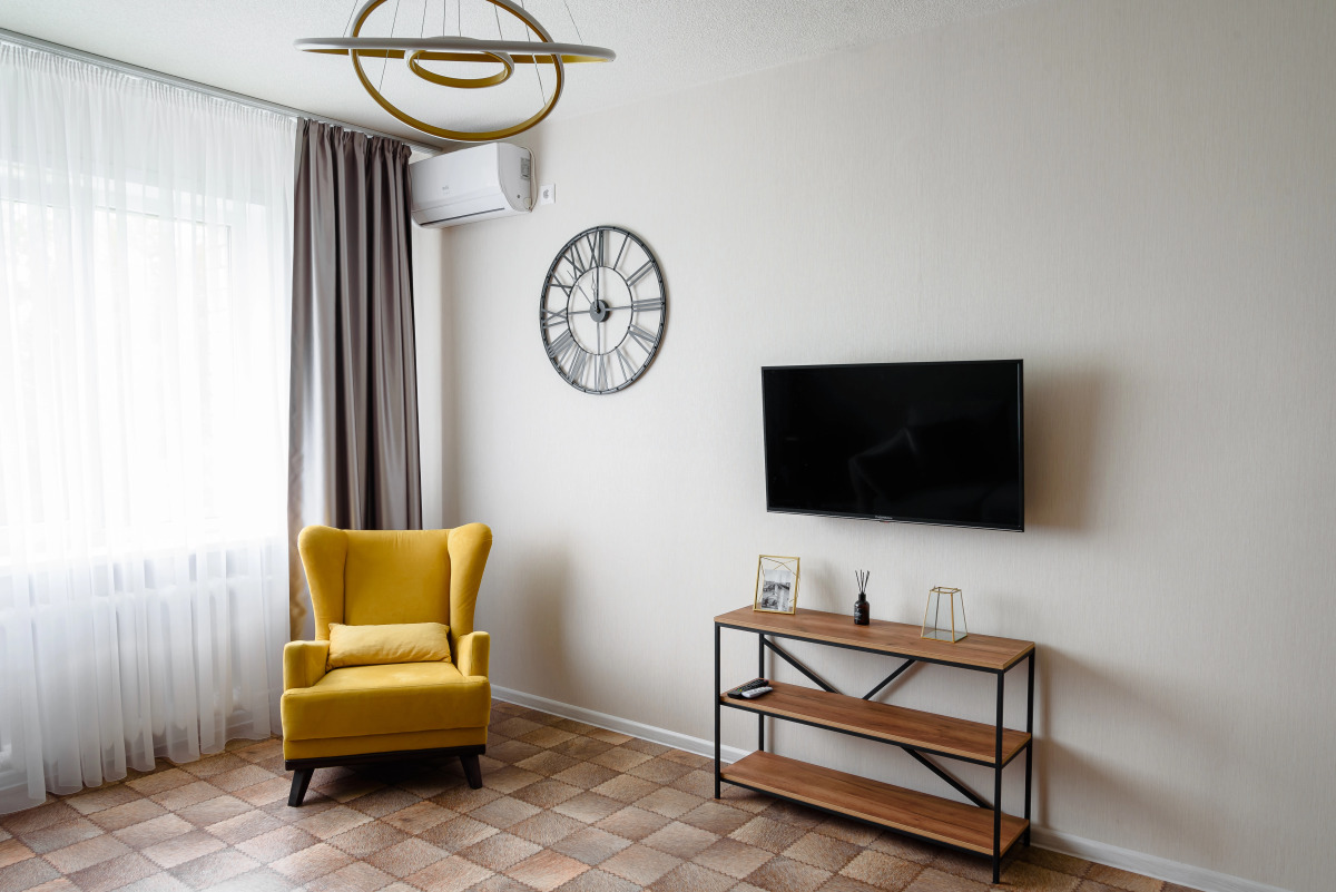 Апартаменты для Вас на Комиссарова