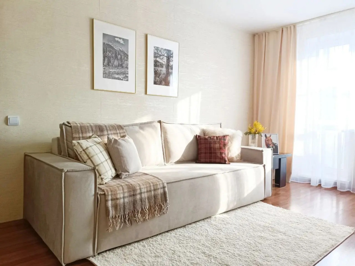 Квартира Уютная Двухкомнатная в Центре Города