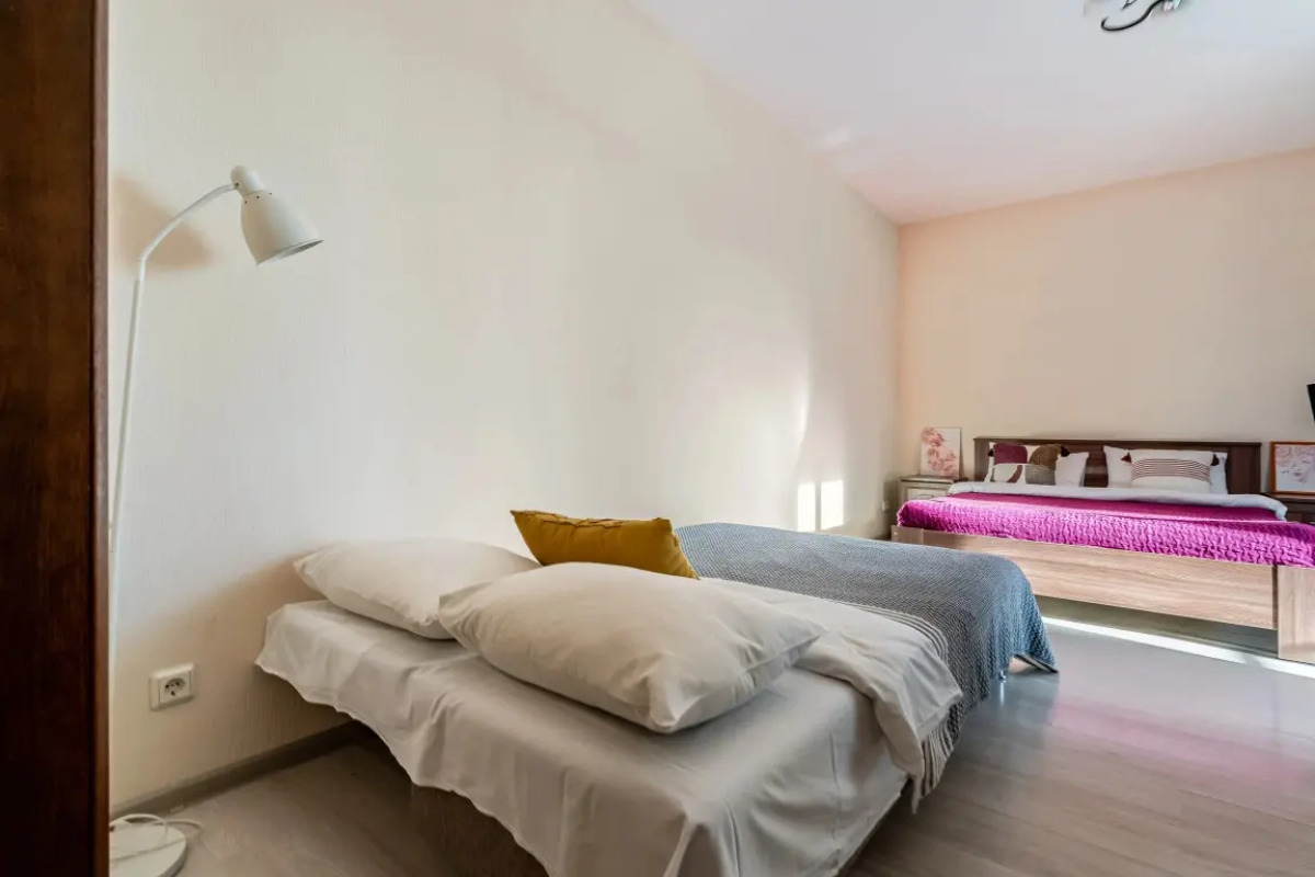 Апартаменты Sergeew Apartments Комфорт с балконом у Невского Проспекта