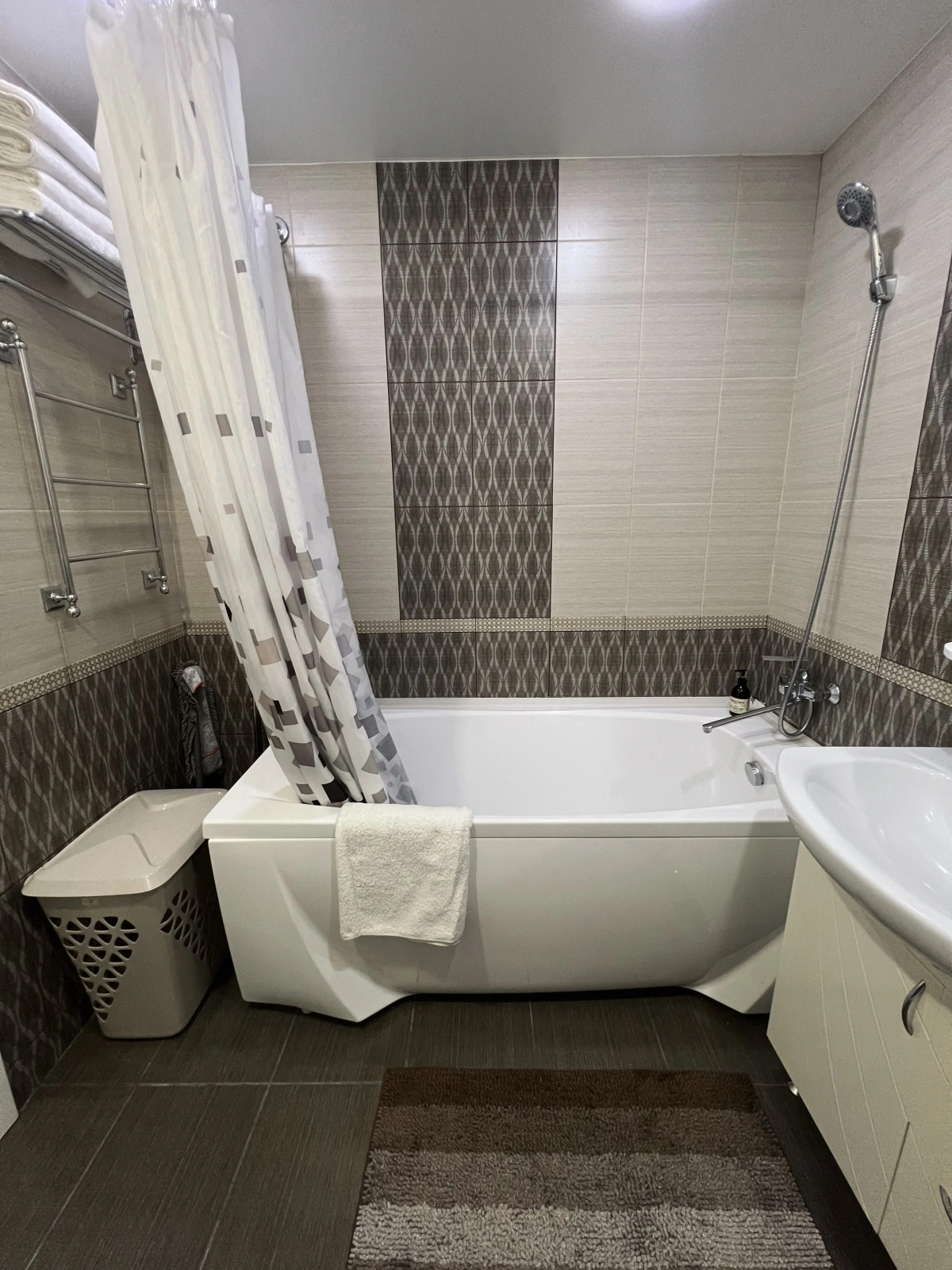 Апартаменты Двухкомнатная квартира рядом с парком им.Гагарина