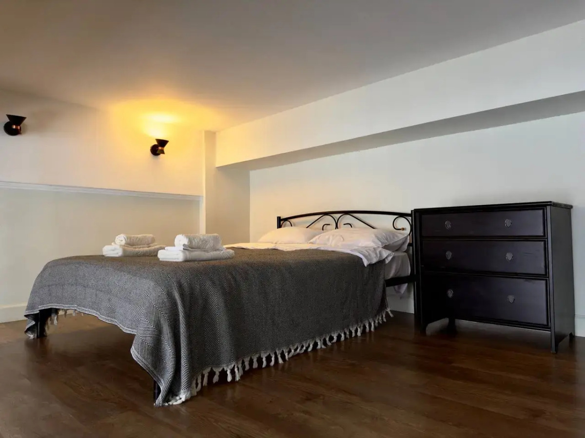 Апартаменты двухъярусные с евроремонтом