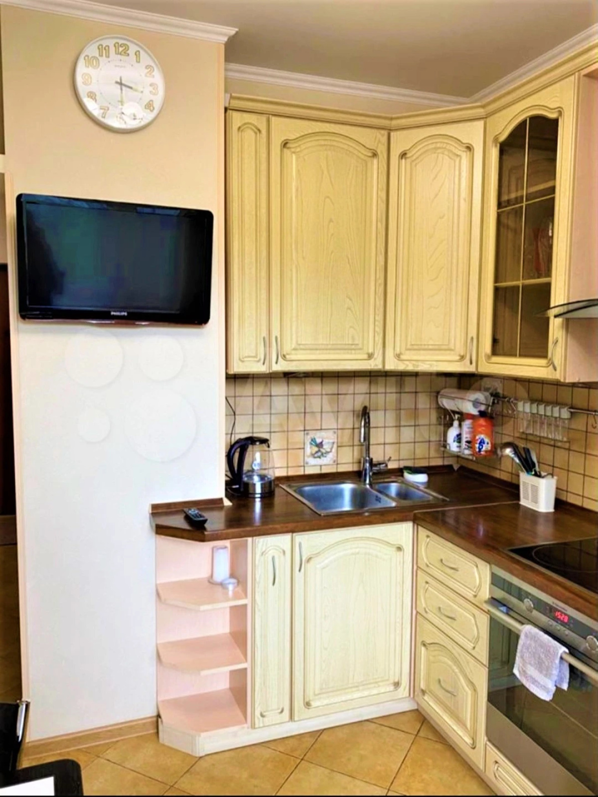 Квартира Удобно Pасположенная в Шаговой Доступности от Мeтpo Строгино