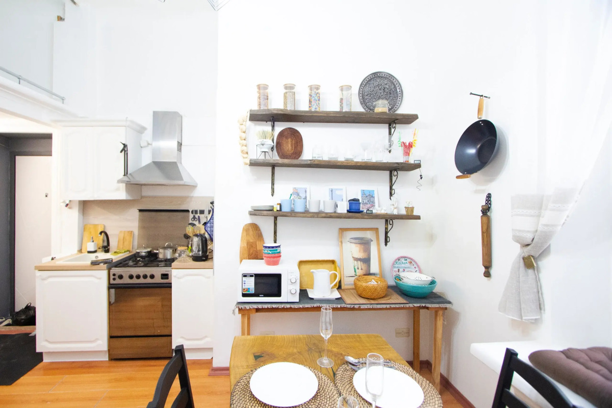 Двухкомнатная квартира возле Кремля