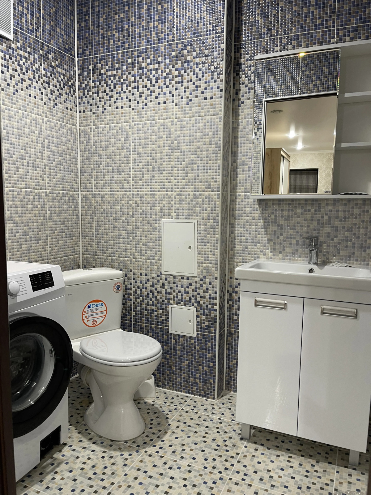 Квартира Двухкомнатная. Ворошилова 8а.