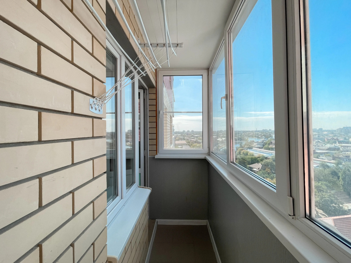 Квартира Green FOX с шикарным видом на реку Кутум