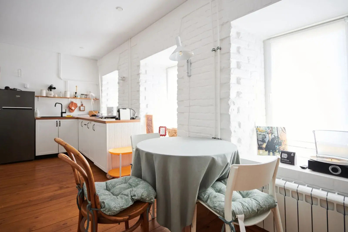 Апартаменты ДзенХоум Символ 8