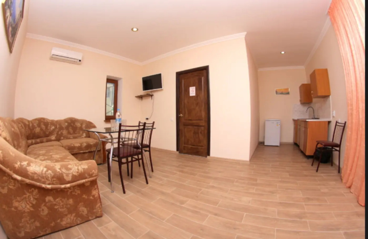 Меблированные комнаты в Гостевом доме Очаг