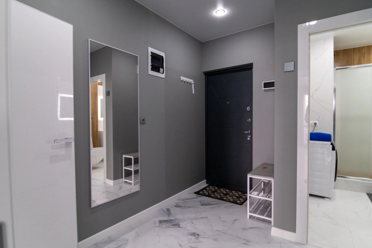 Апартаменты Hedonism Aparts со Стильным Ремонтом в Тихом Районе