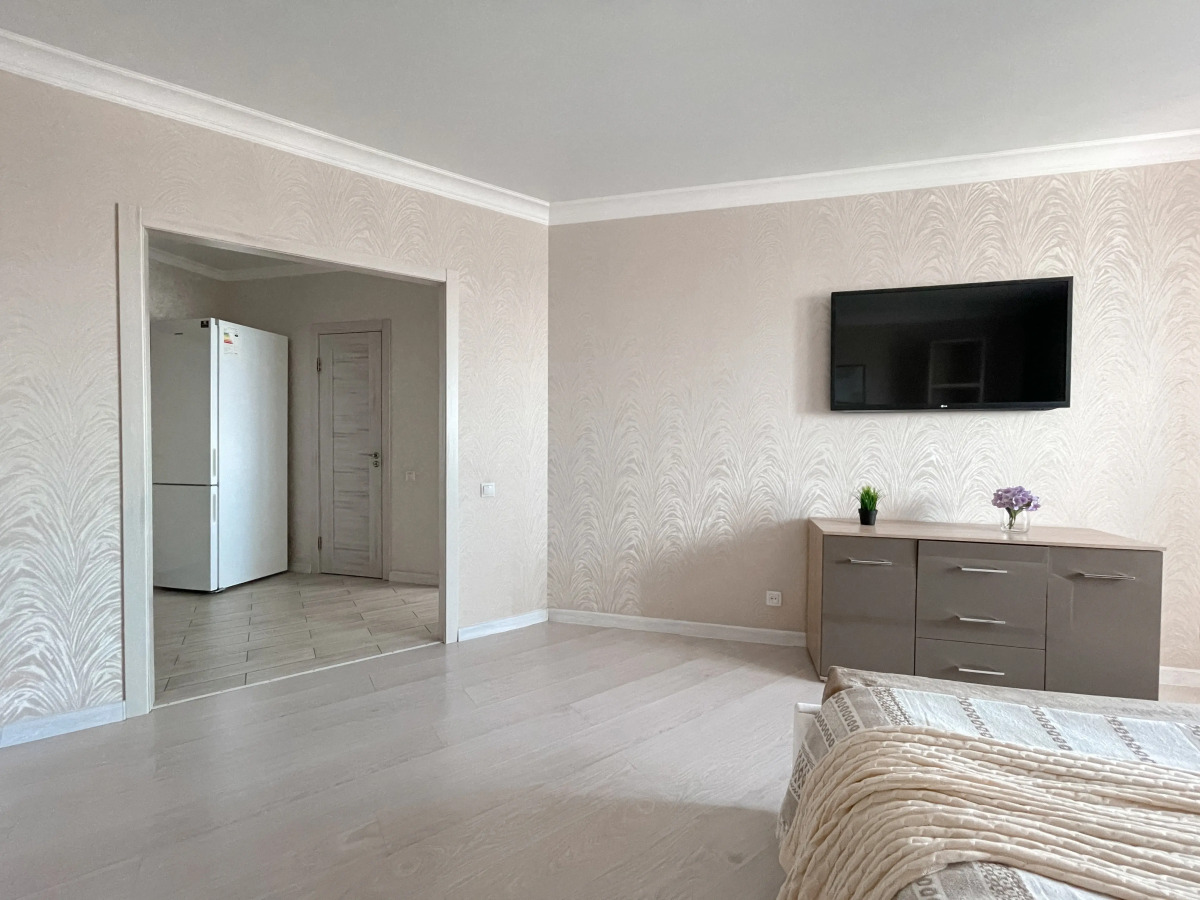 Квартира Green FOX с шикарным видом на реку Кутум