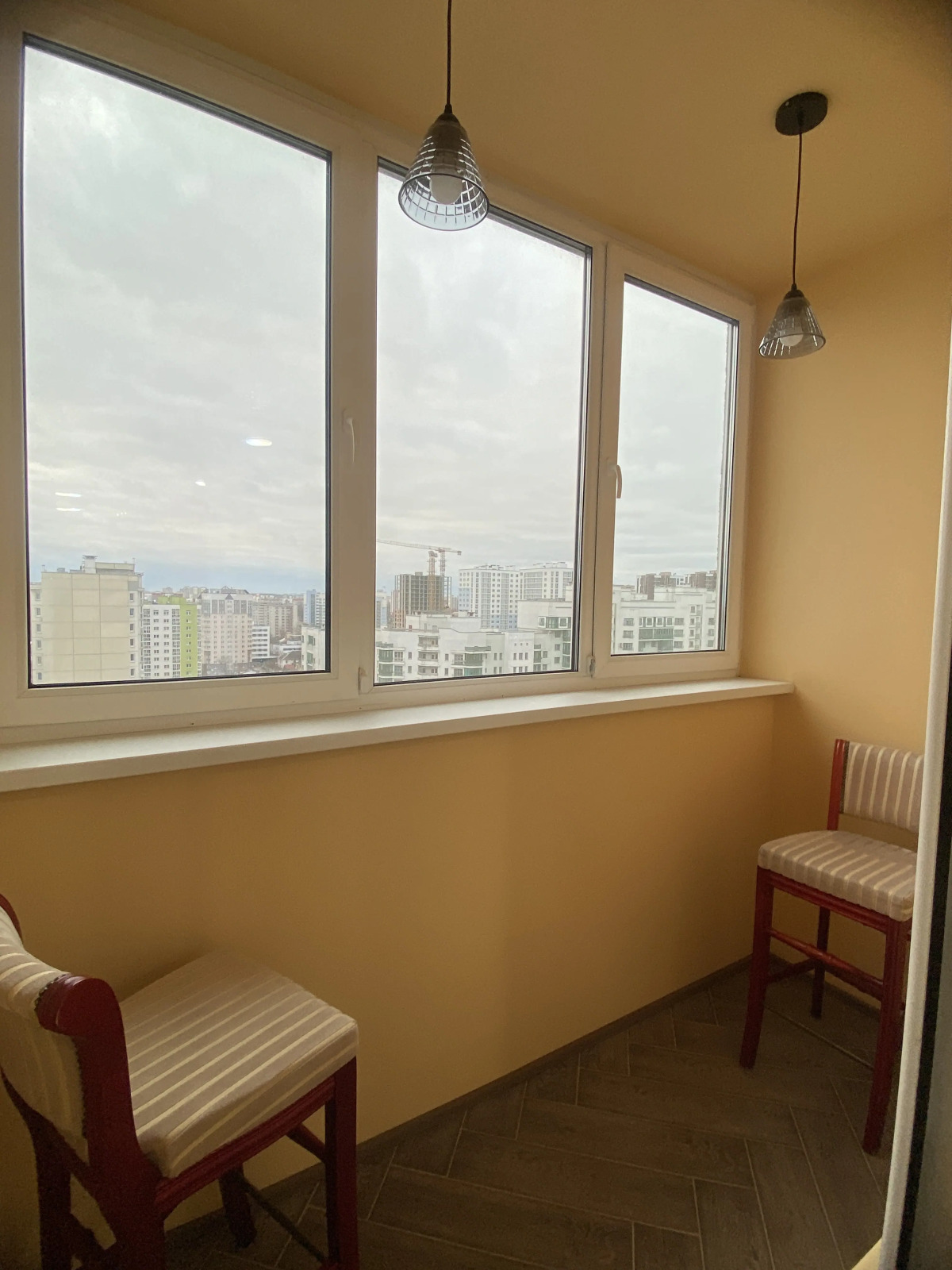 Апартаменты у метро Грушевка