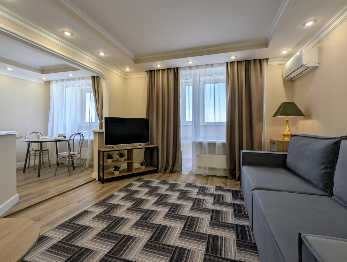 Квартира Свободна - Полянка 28