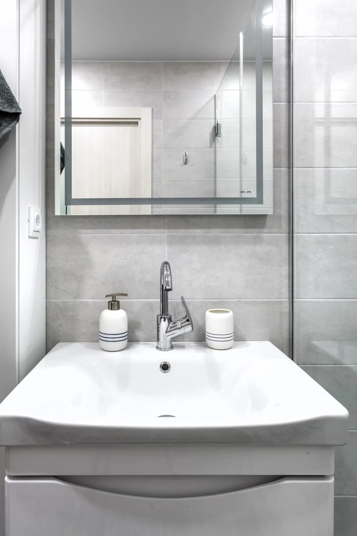 Апартаменты Prudius Apart в центре Кронштадта с панорамными окнами