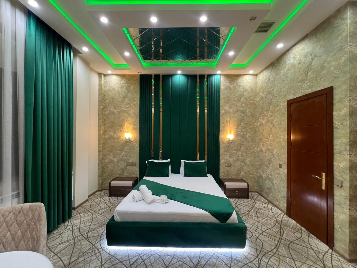 Отель Royal Mansion