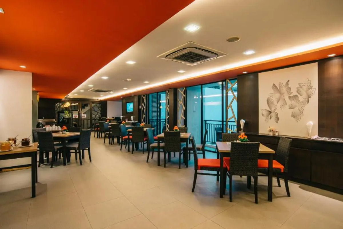 Отель Citrus Patong Hotel by Compass Hospitality