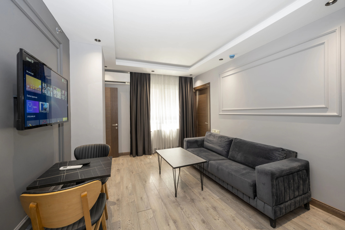 Отель Comfort Suites