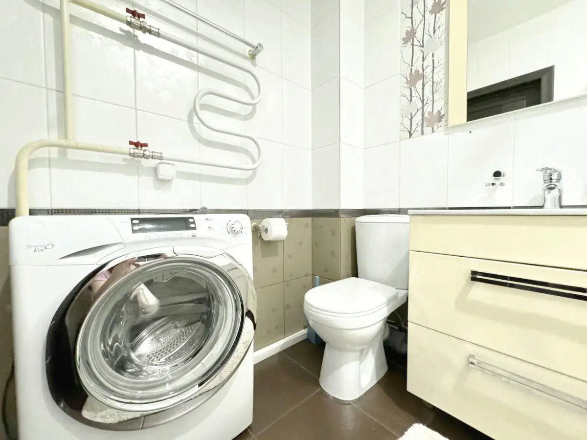 Квартира двухкомнатная с видом на реку на Притомском рядом с Кузбасс-Арена