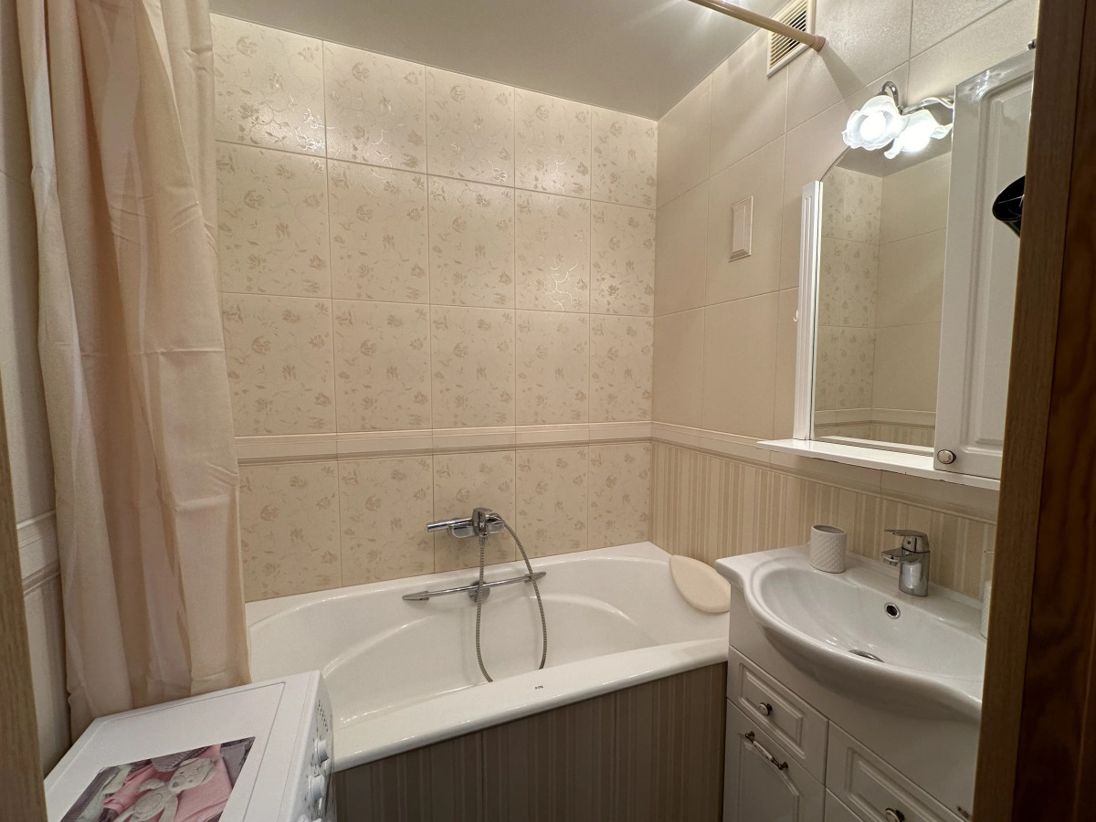 Квартира на Фастовской 14 с видом на бухту