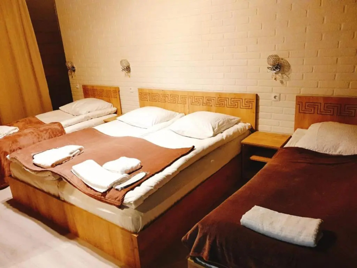 Отель Come & Rest